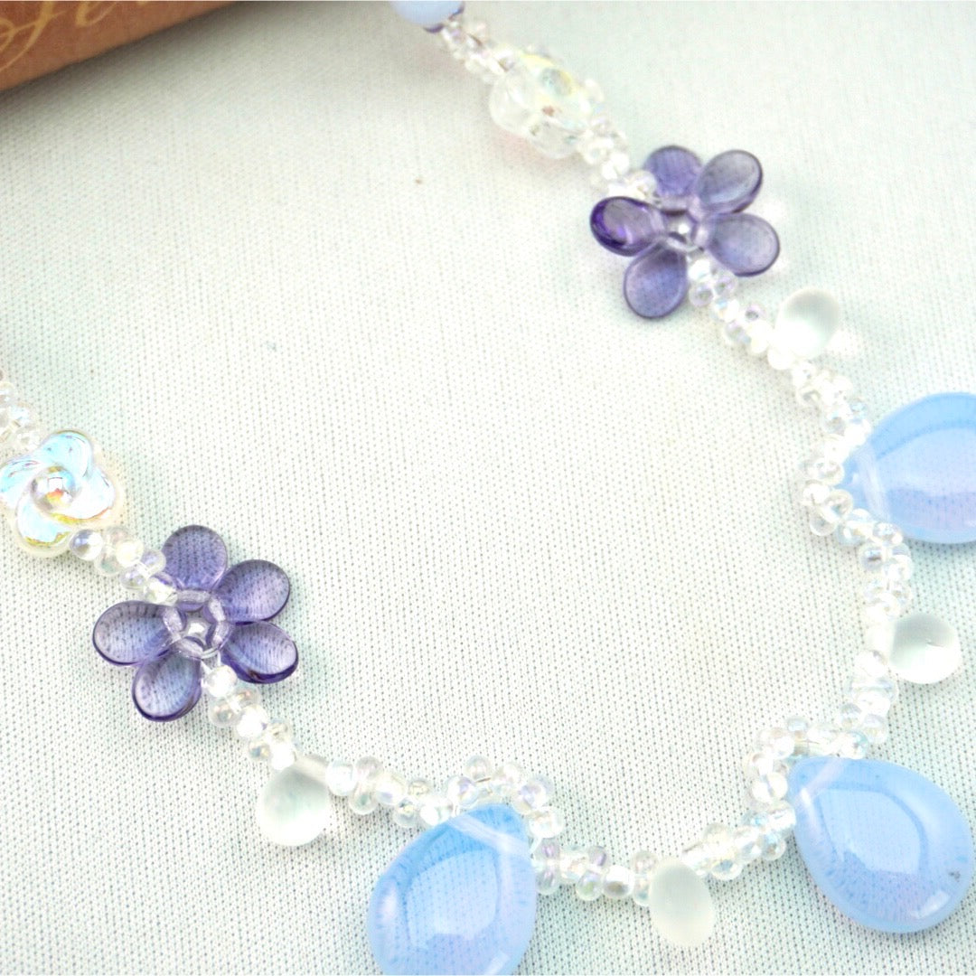 ロマンチックネックレス